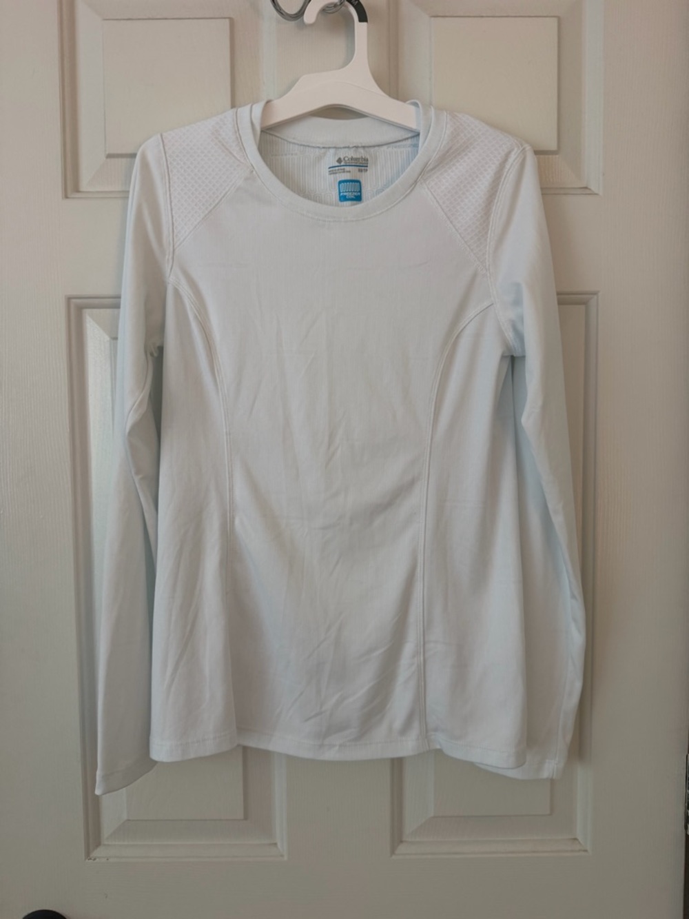 Columbia Women’s Freezer Coil White Long-Sleeve Performance Tee